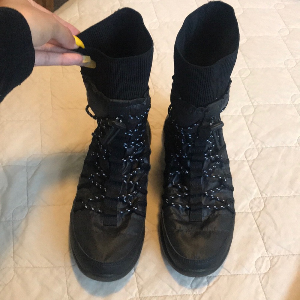 Women Nike high boots
